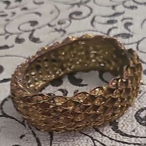 Elegant Gold Textured Hinged Bangled Bracelet